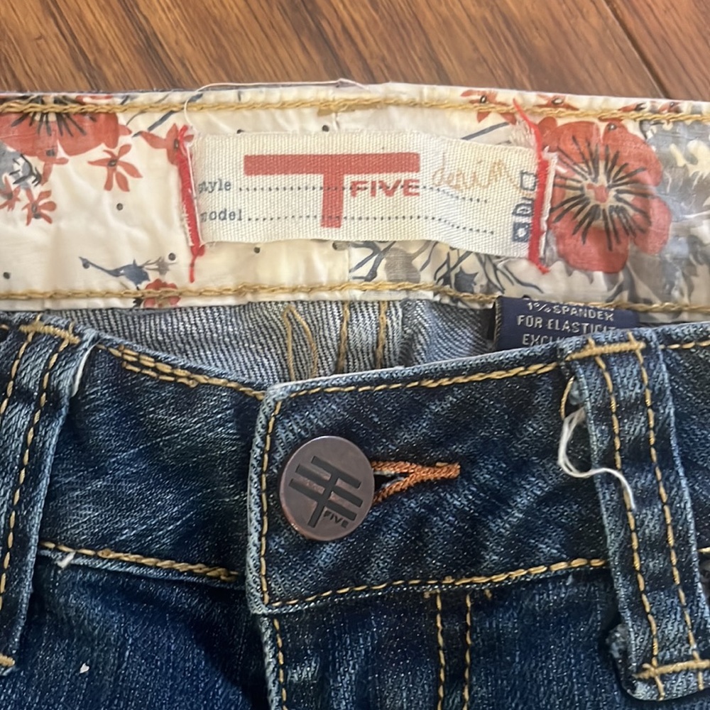 T FIVE jeans - Picture 3 of 9